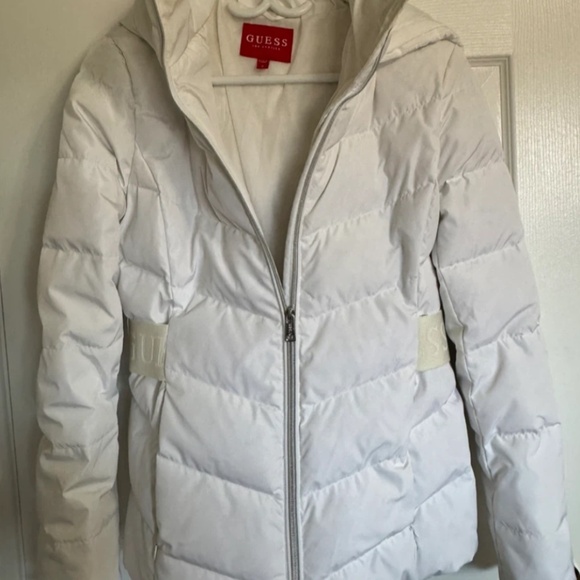 Guess White Puffer Jacket - Picture 5 of 5
